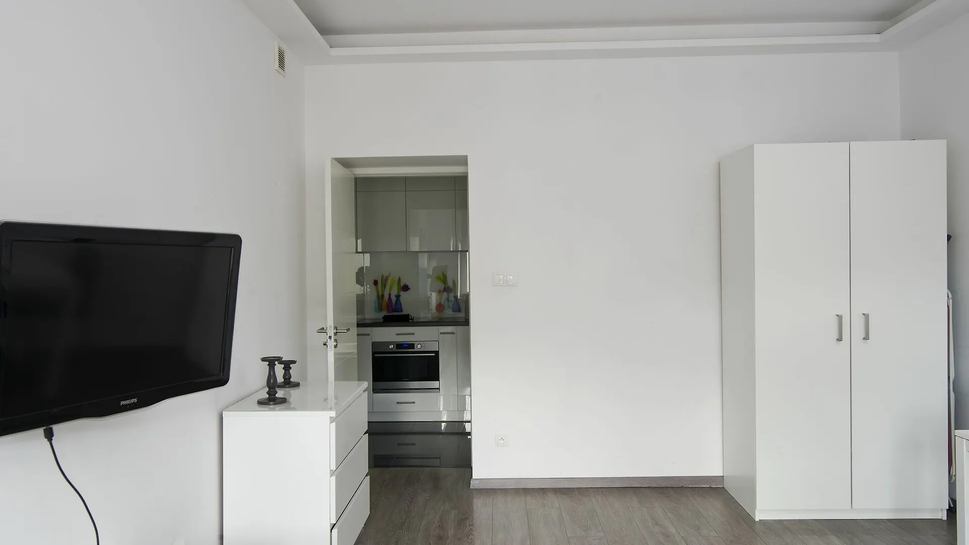 Goodnight Warsaw Apartments - Plac Konstytucji 3 0*,